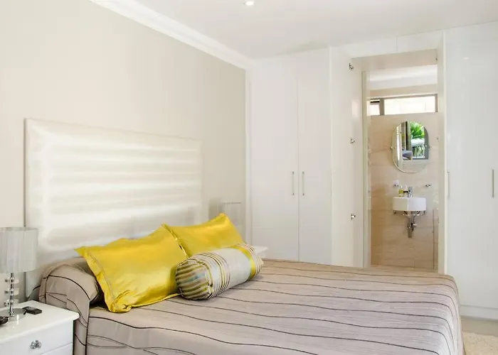 Echo Friendly Sunny Contemporary Garden Flat